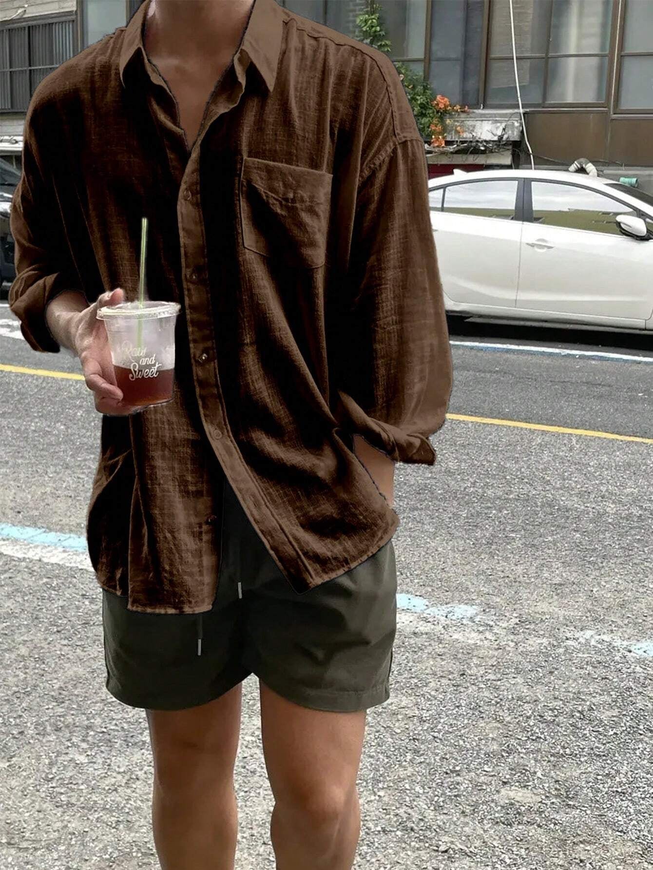 Camisa Casual Soltinha e Folgada de Manga Longa com Bolso e Abotoamento