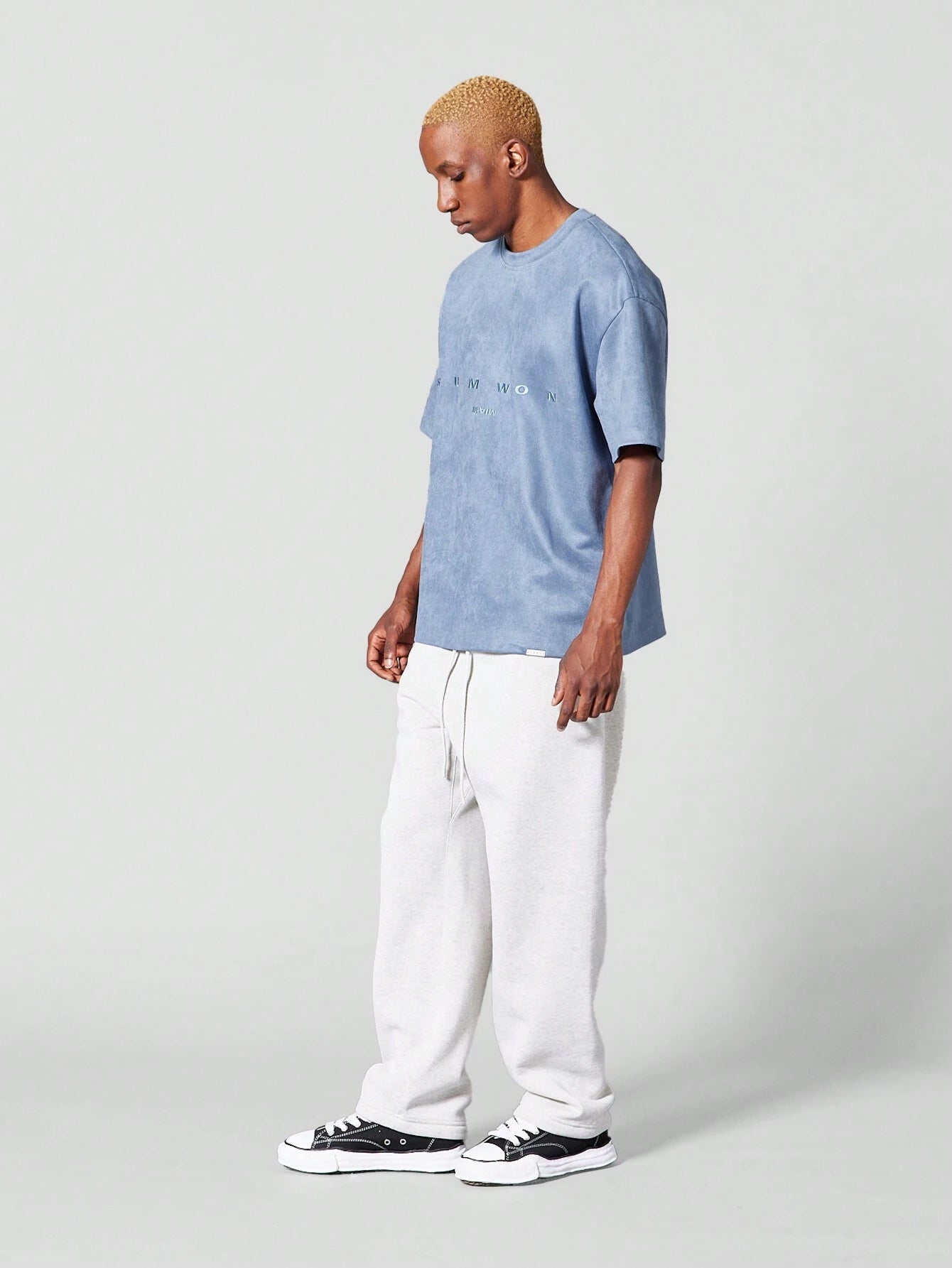 Camiseta SUMWON em Camurça Clean