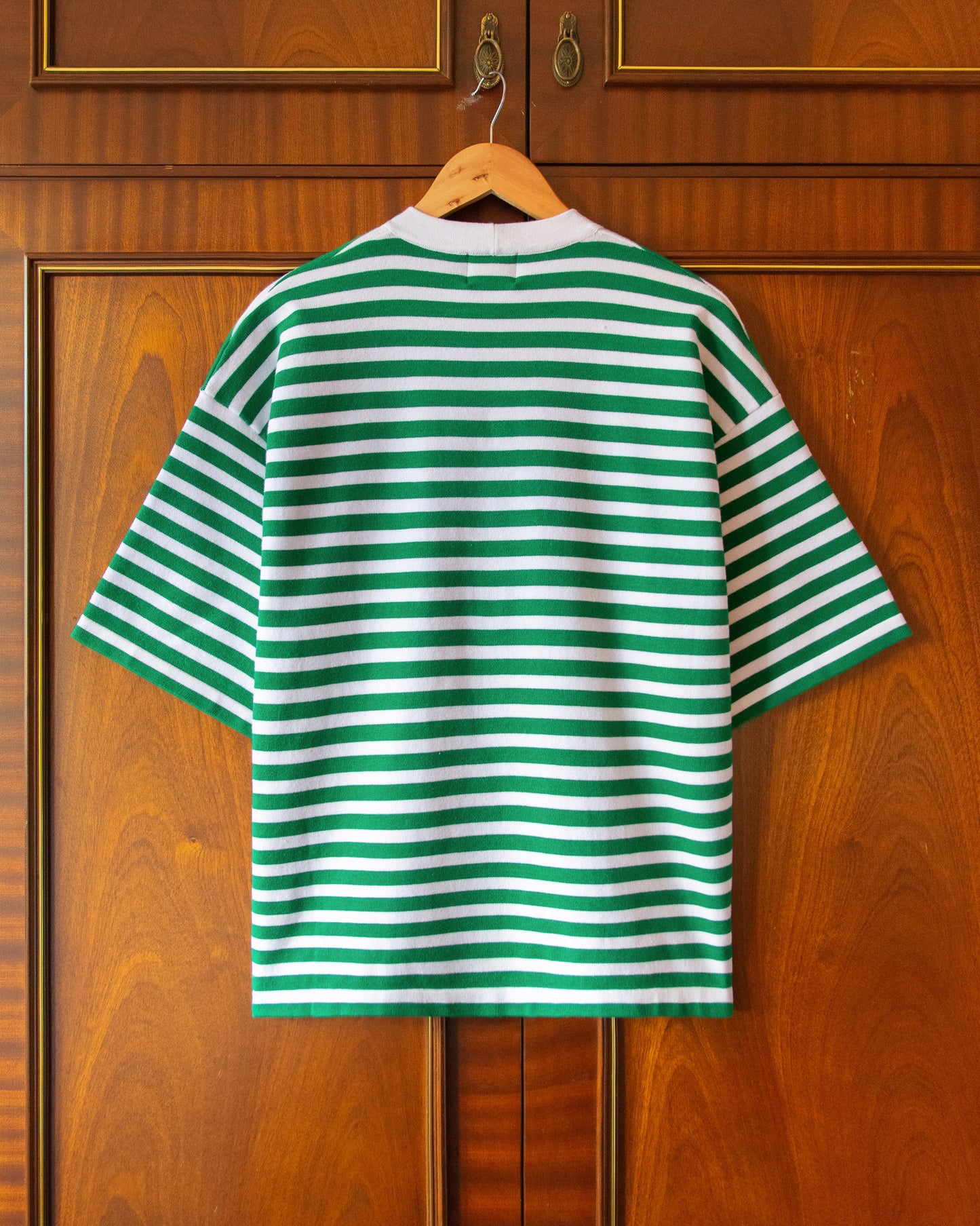 Camiseta KNITTED PEEPING TEE Green Nature