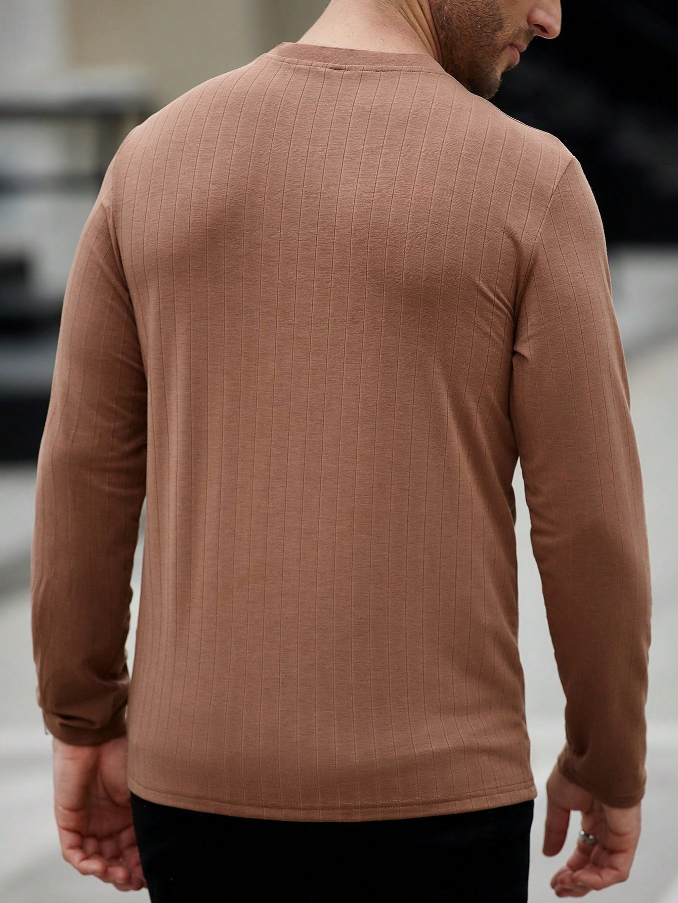 Camiseta CasualCool de Manga Longa e Gola Redonda com Nervuras