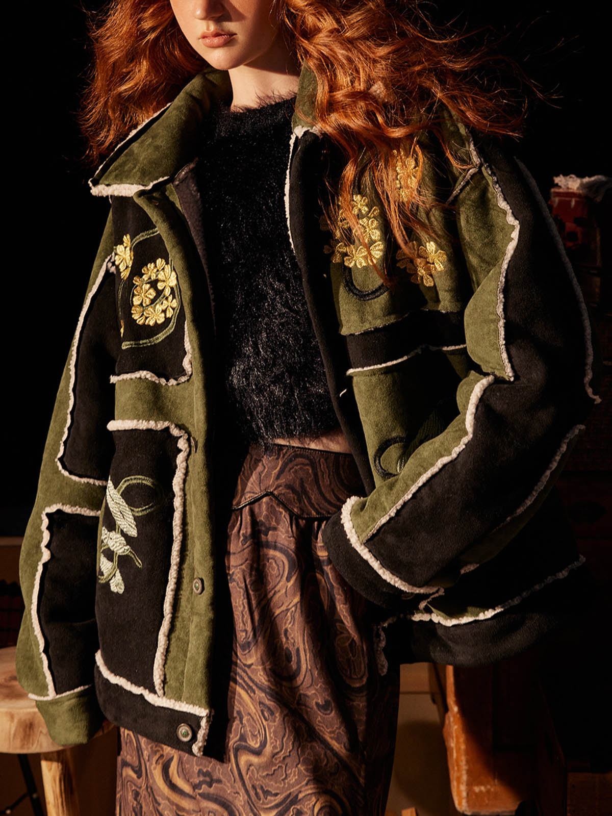 Jaqueta Floral Embroidered Fleece