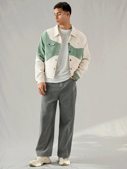 Jaqueta UrbanChill de Corte Folgado em Veludo Cotelê