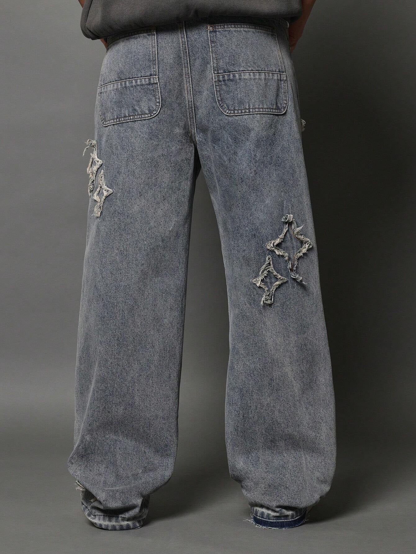 Calça Denim Solto com Aplicação Stars