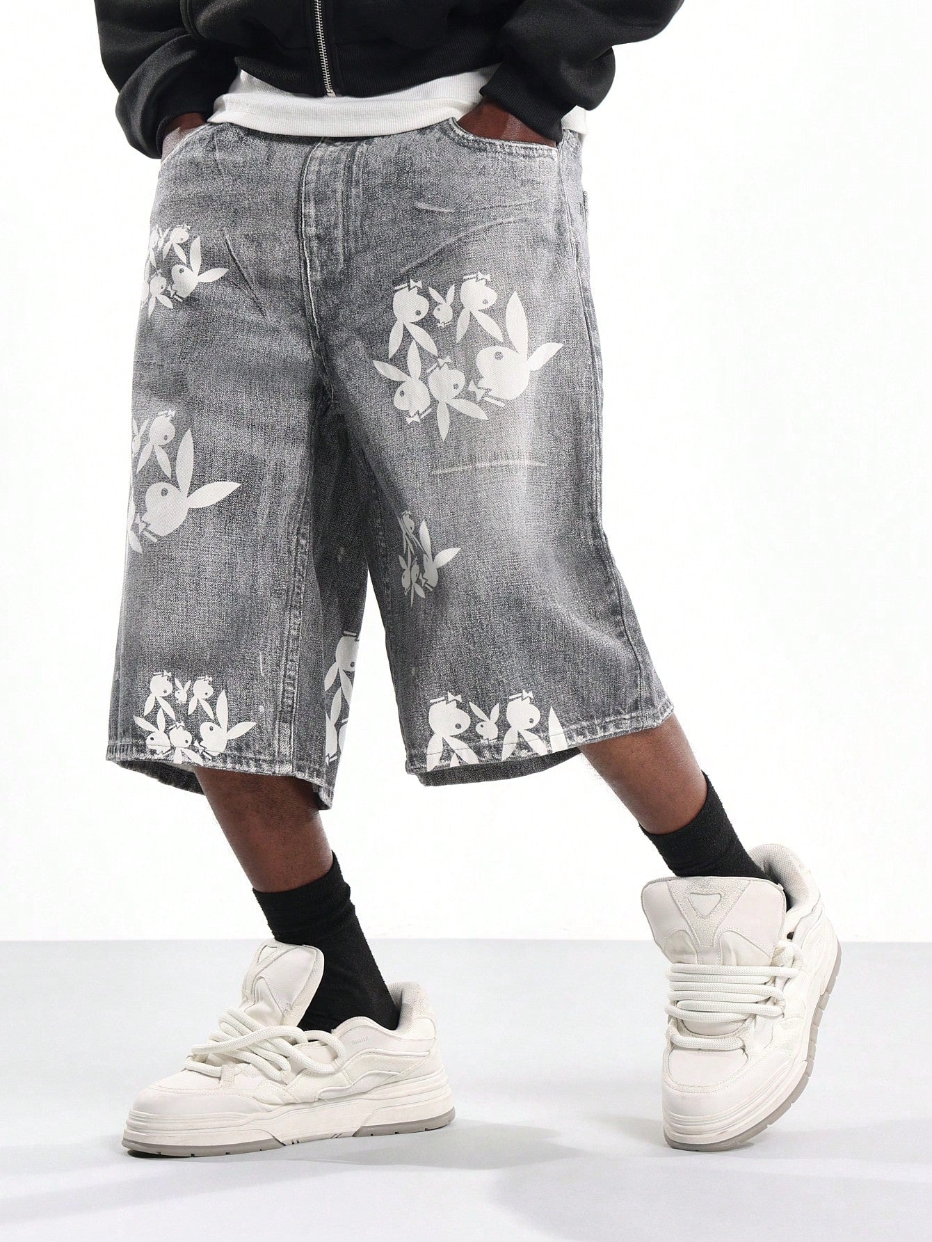 Shorts PLAYBOY X SUMWON Oversized