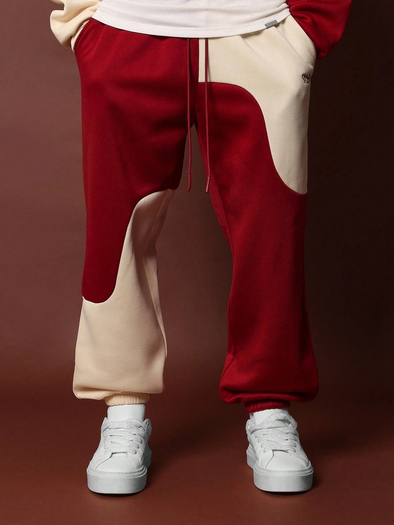 Conjunto SUMWON Track Red Bordado