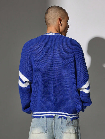 Suéter folgado com ombros caídos decote em V