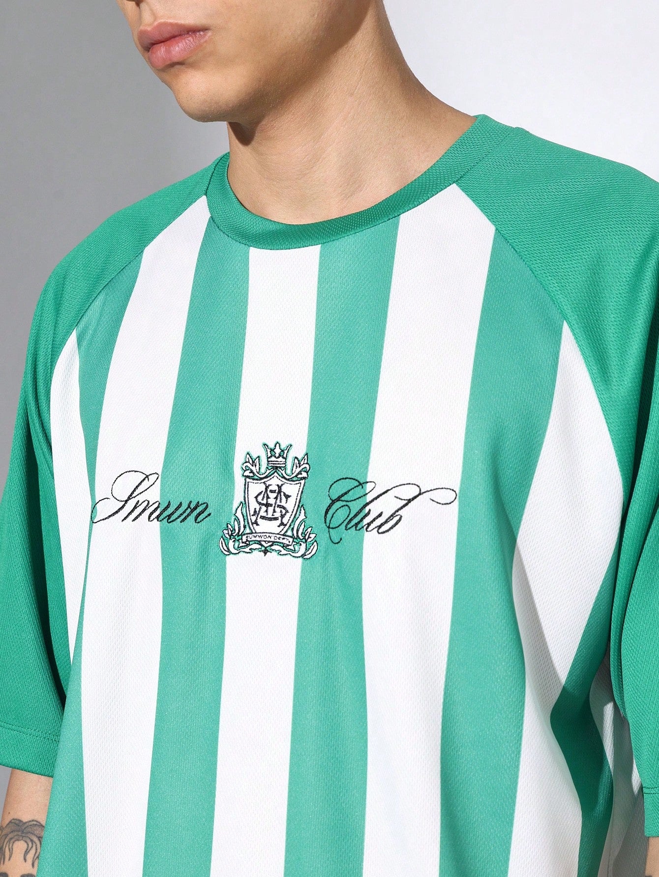 Camiseta SUMWON Retrô Irlandês