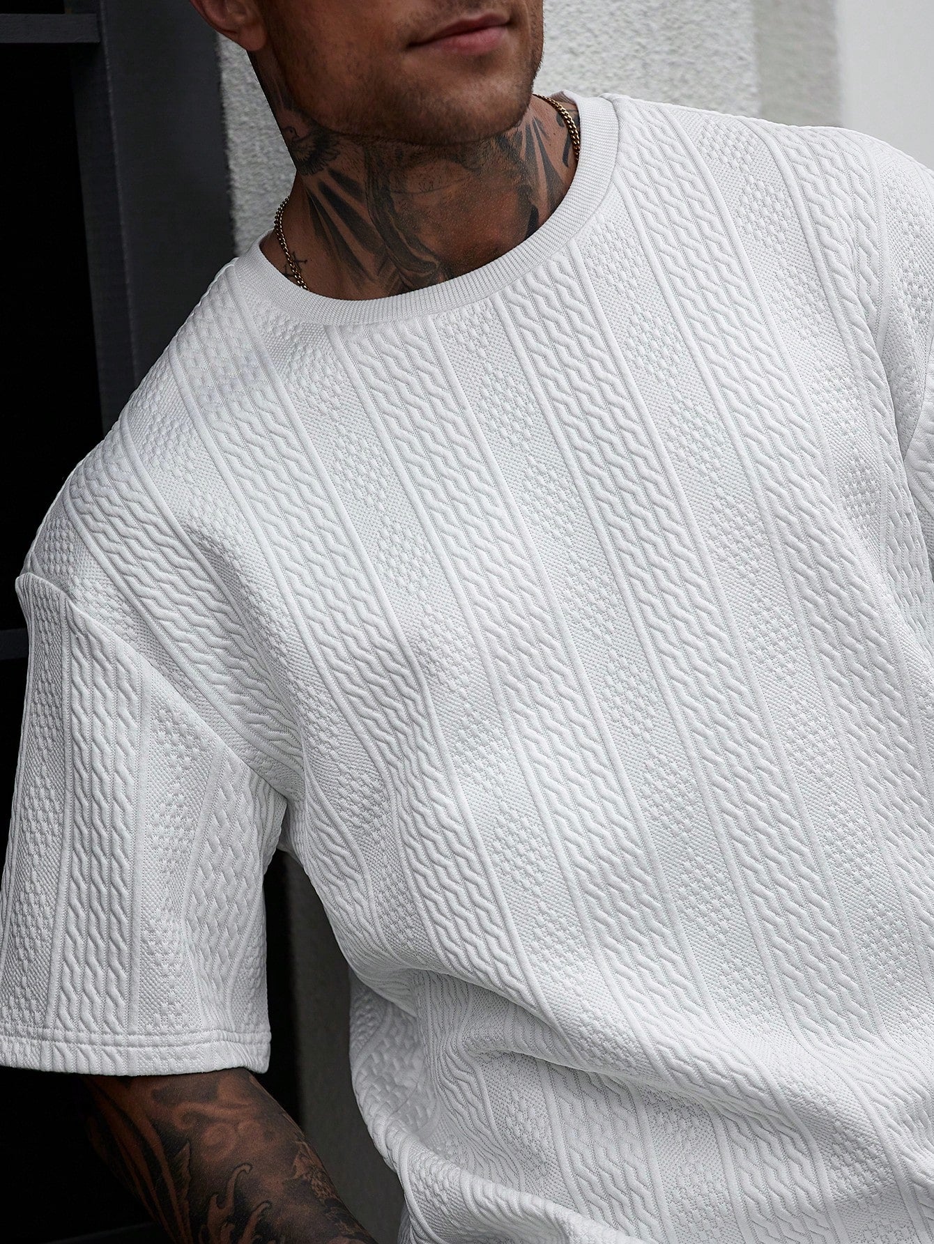 Camiseta OverCool de Manga Curta Casual e Versátil Tribal