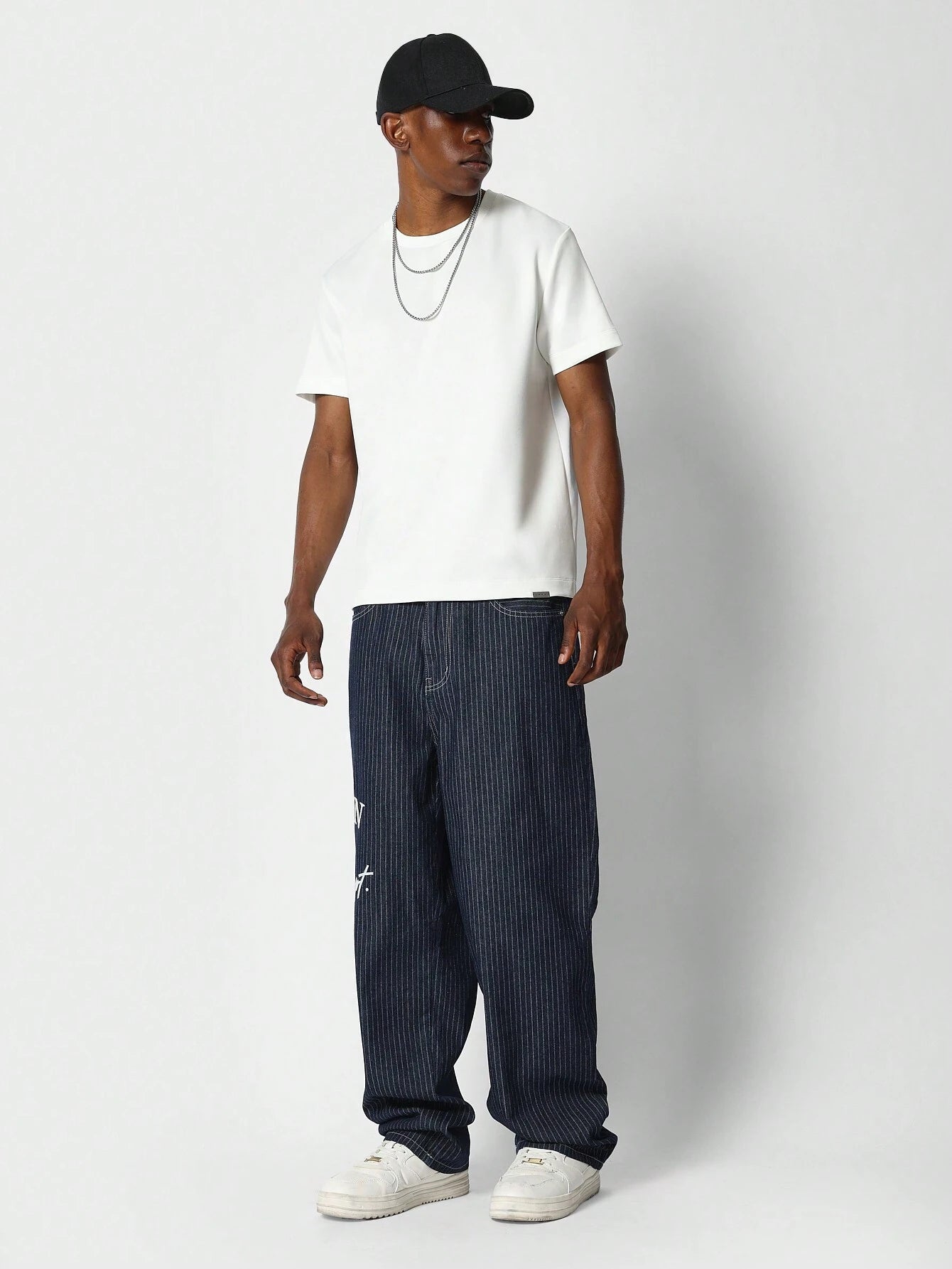 Calça SUMWON Denim reta com bordado