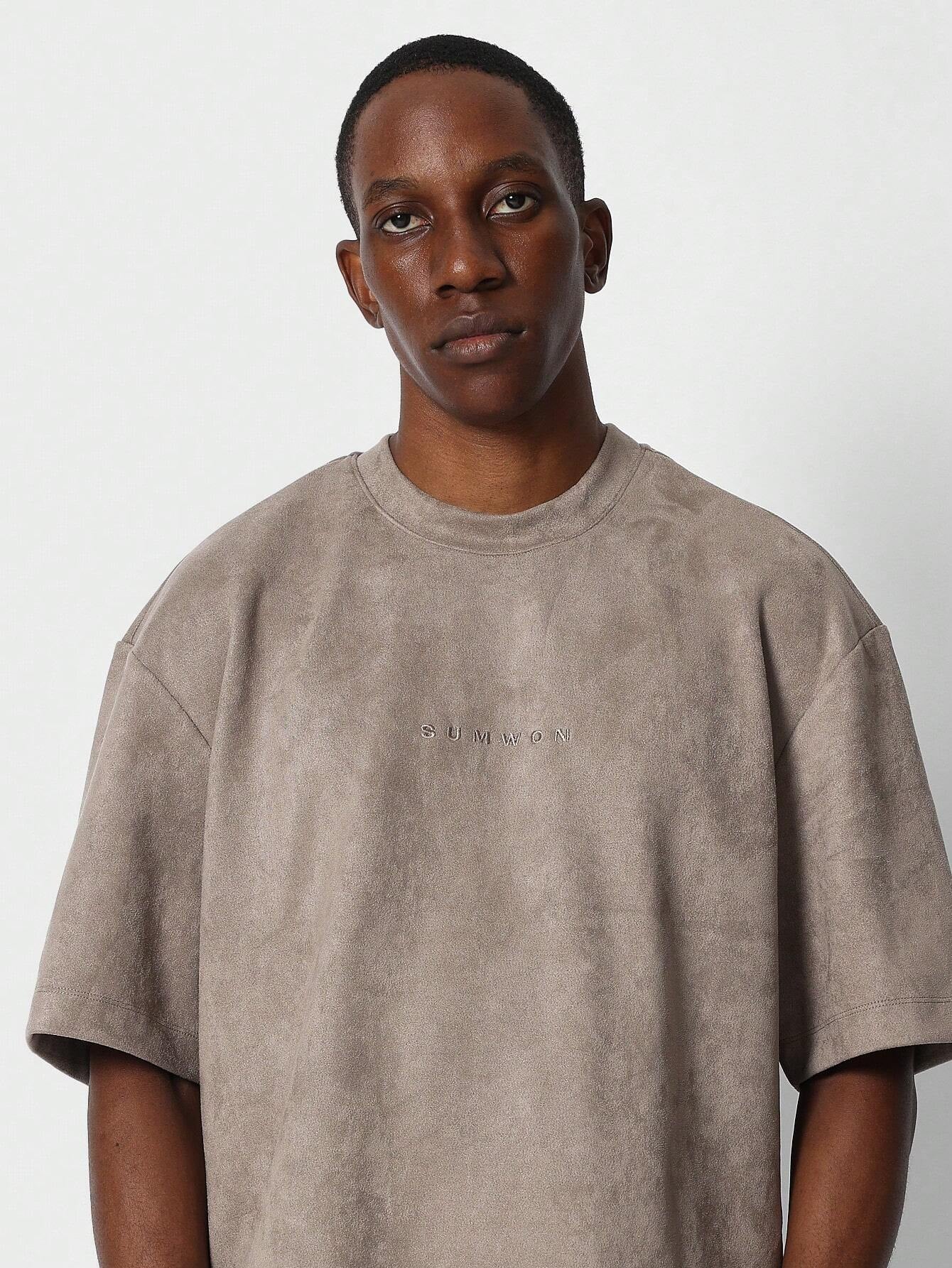 Camiseta SUMWON em Camurça Bordado 9