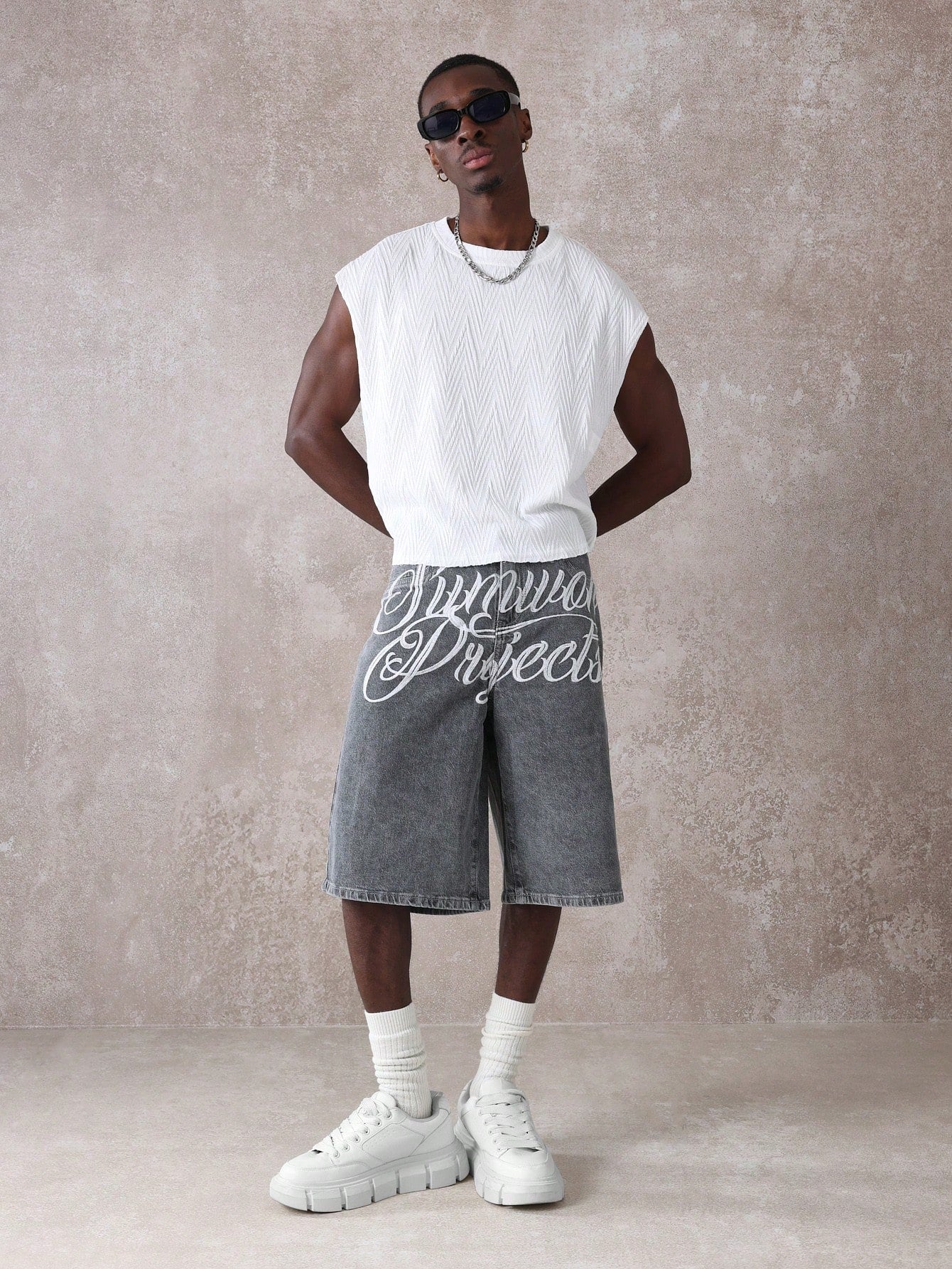 Shorts Chicanos Bordado