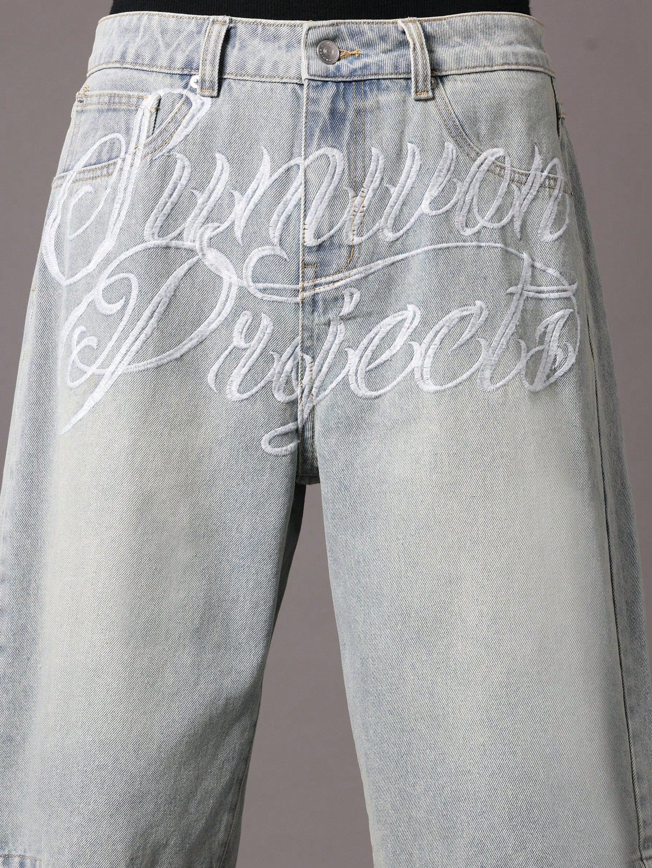 Shorts Chicanos Bordado